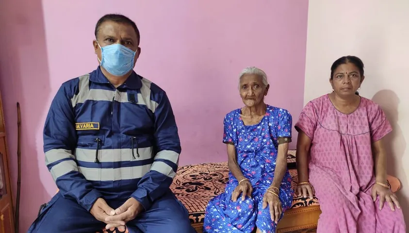 Families of Vadodara fire brigade jawans worried about their well being