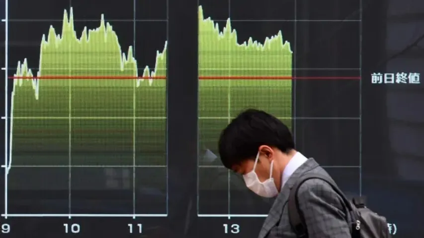Stocks striked as oil price crash adds to coronavirus fears