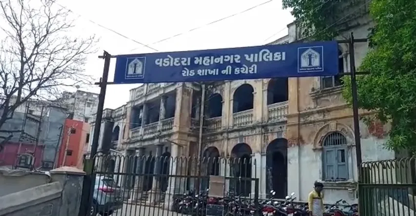 Vadodara corporation starts paying rent to the displaced residents of Sanjay Nagar