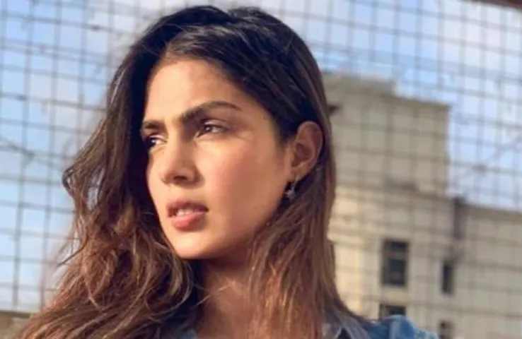 Sushant Singh case: CBI summons Rhea Chakraborty, her father