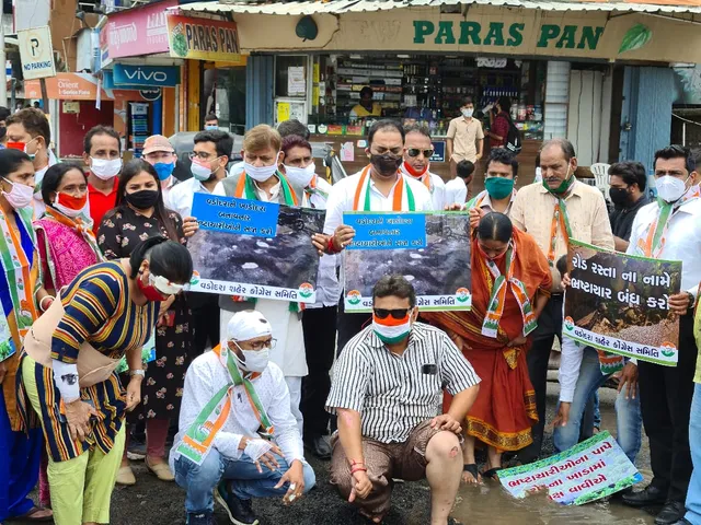 ‘Khaada Saptah’ program by Vadodara city congress