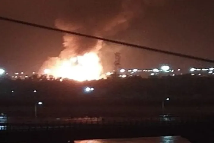 Massive fire at ONGC in Hazira extinguished, no casualties reported