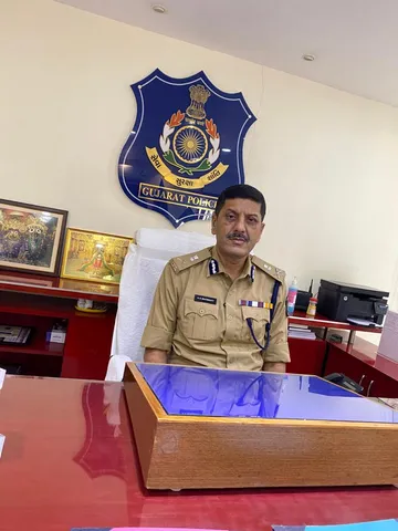 57 wanted criminals arrested by Vadodara police