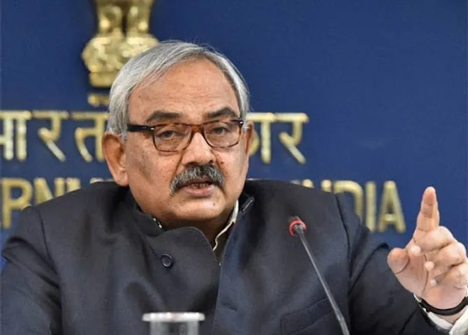 Govt forms three-member expert panel to assist in assessment of relief to bank borrowers