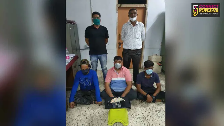 Vadodara PCB team arrested three for betting on IPL match between MI and SRH