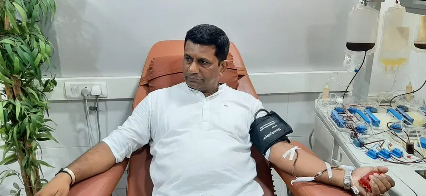 Donate plasma and help others to get well from Coronavirus – Dr. Rajesh Shah