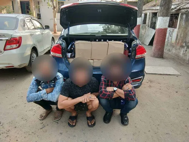 Vadodara district LCB caught liquor worth 2.73 lakhs