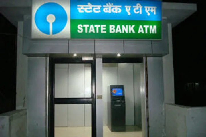 Watchman alertness saved bank ATM in Vadodara
