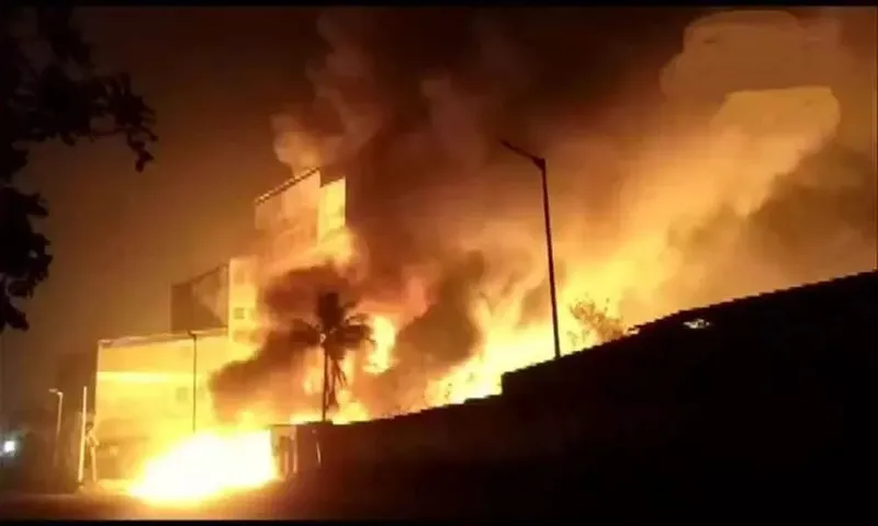 Fire breaks out at chemical factory in Ahmedabad, no casualties reported