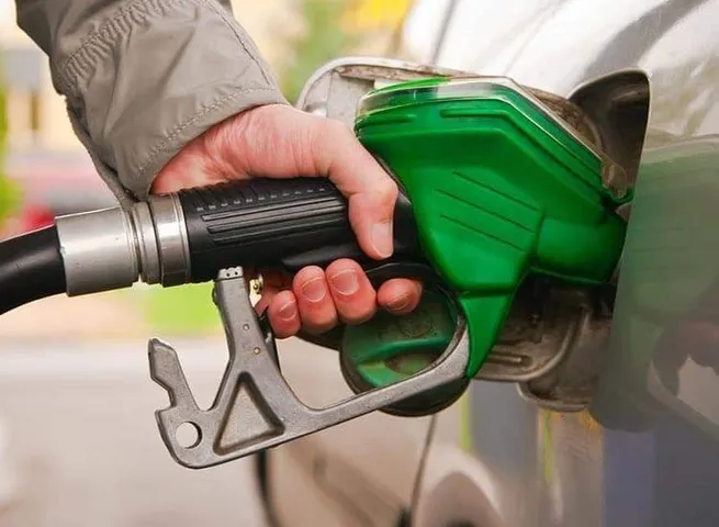 Waghodia police registered case against petrol pump operator for selling adulterated biodiesel