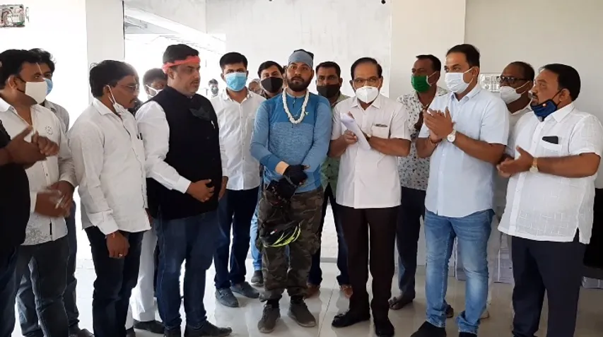 MP youth quit job to spread awareness about single use plastic