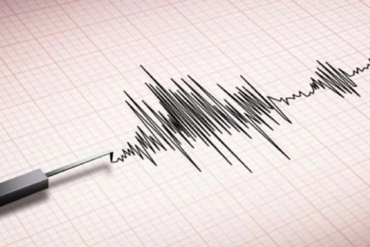 Earthquake of magnitude 2.8 hits Delhi