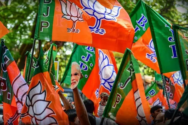 BJP started process for listening to 76 candidates in 19 wards of Vadodara
