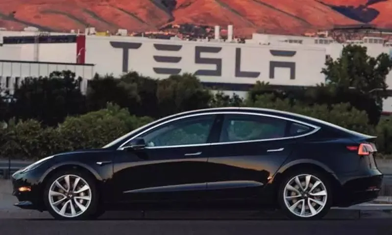Electric car manufacturer Tesla to set up there base in Gujarat