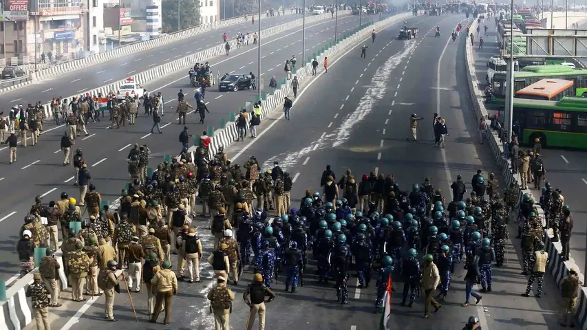 Internet services snapped after tractor rally turns violent
