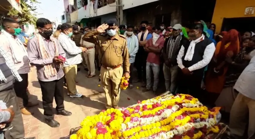 Police jawan died fainted and later died in Vadodara