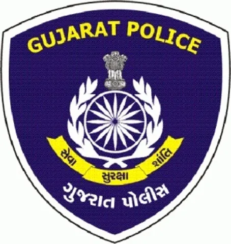 Vadodara traffic police detained 12 bullets for unnecessary sound of the silencers