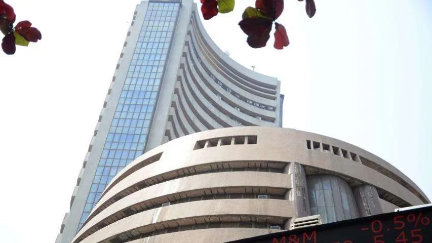 Sensex down 759 points to 50,280 in opening session, Nifty slides 220 points