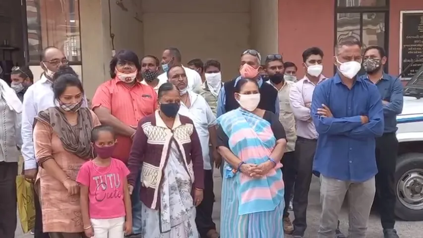 Family create ruckus after women died in Vadodara hospital after delivery