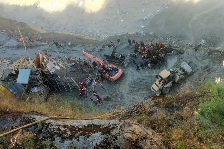 Uttarakhand floods: Rescuers drill hole in Tapovan tunnel in bid to find missing people