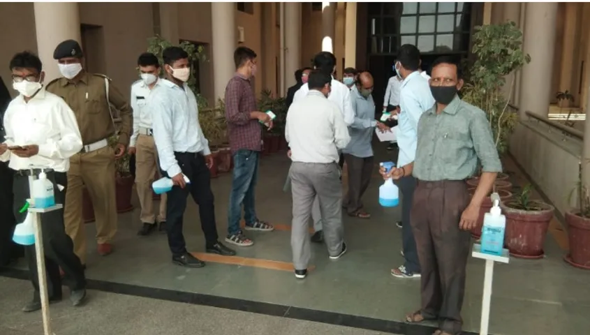 Physical court proceedings started in Vadodara from Monday