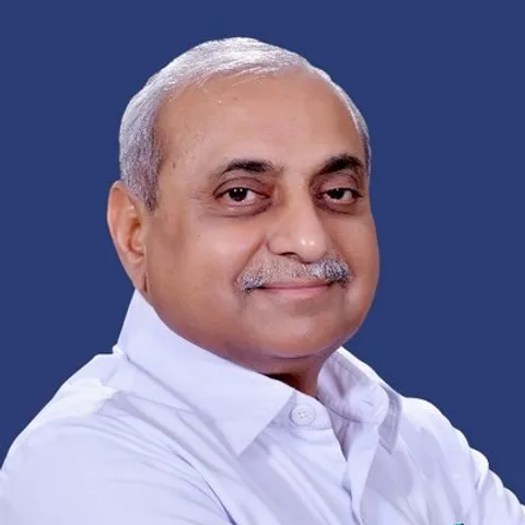 Gujarat Dy CM says vaccination work will now continue on Sunday also due to surge in Covid-19 cases in state
