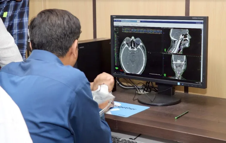 State-of-the-art devices to treat cancer patients available at cancer department of Sayaji Hospital in Vadodara