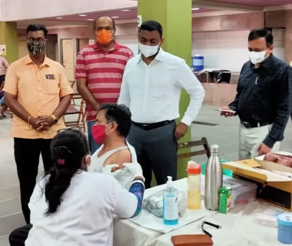 Special Vaccination Camp for Corona Warriors of print, electronic and digital media in Vadodara