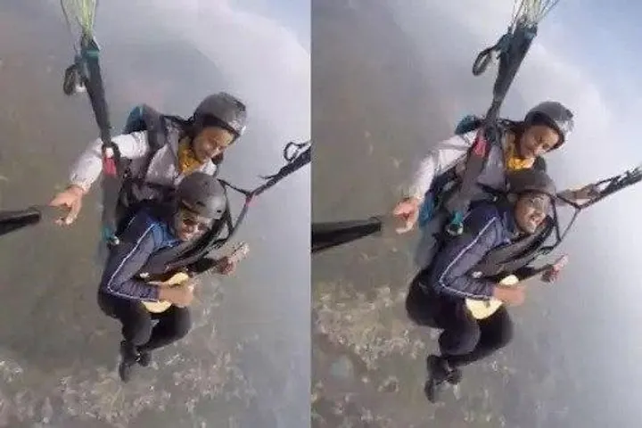 Man sings 'Maa Tujhe Salaam' with Ukulele while paragliding, AR Rehman shares video