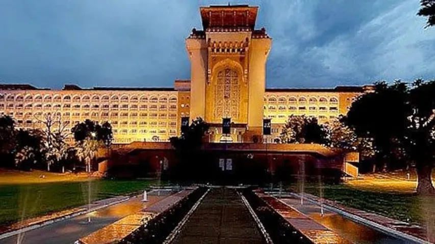 Delhi: 100 Rooms of Ashoka hotel to be used as Covid facility for Justices, Families