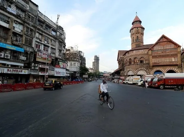Mumbai's Covid-19 test positivity rate drops below 10%