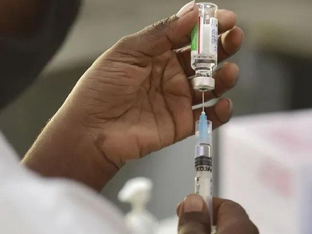 Centre to allow COVID-19 vaccination at workplaces