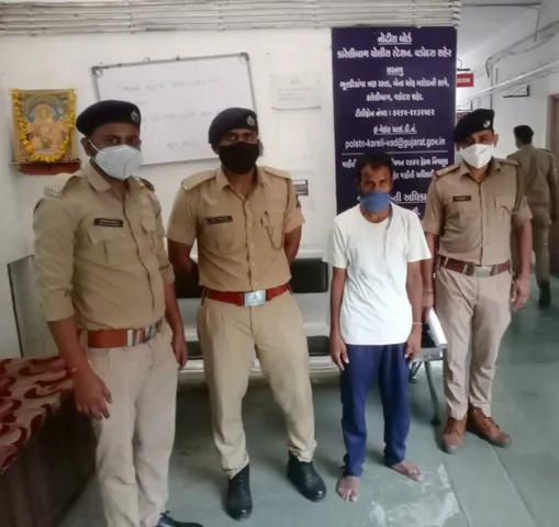 Police caught the murder accused fled from mental hospital in Vadodara