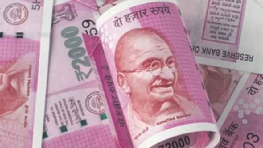 Rupee rises 7 Paise to 73.84 against US Dollar in early trade