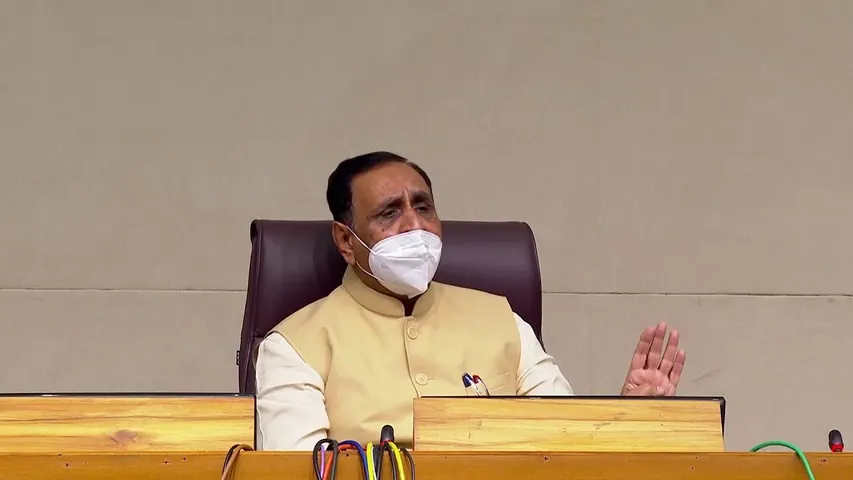 CM Vijay Rupani announces ₹4 lakh assistance for 18 dead in hospital fire