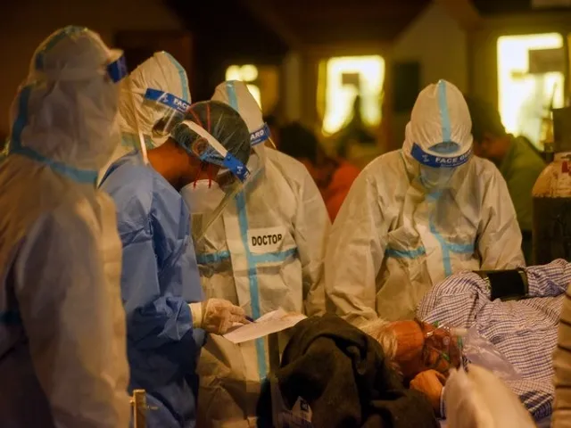 3.26 lakh fresh COVID-19 cases in India, 3,890 deaths in 24 hours
