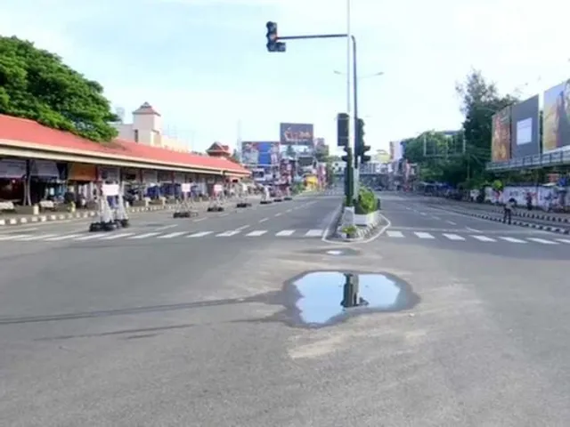 Amid surging COVID-19 cases, 9-day lockdown begins in Kerala