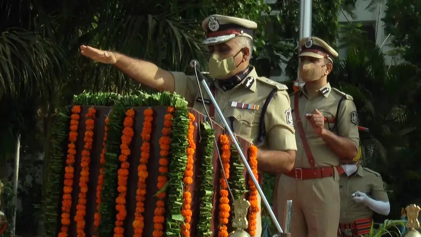 Increase in manpower of Vadodara city police by inclusion of 109 young women and 130 personnel