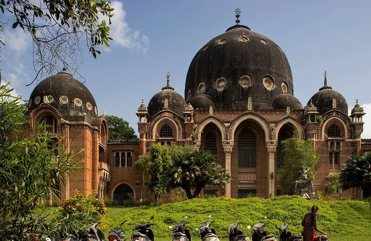 B.Ed students of MSU Baroda greet their dean for declaring their results in just four days