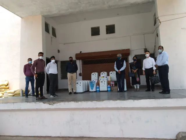 Useful donation of medical devices and medicines by L&T Chioda to Vadodara district health system