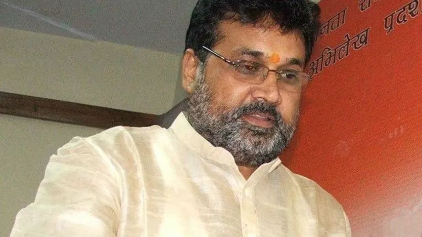 Former Madhya Pradesh minister and senior BJP leader Laxmikant Sharma dies of COVID-19