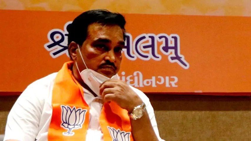 Violation of social distancing seen in State BJP President CR Patil visit to Vadodara on Sunday