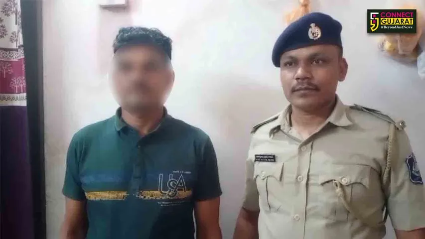 Vatariya Village Seized Liquor