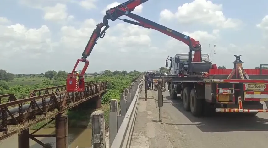 Dhadhar River Bridge