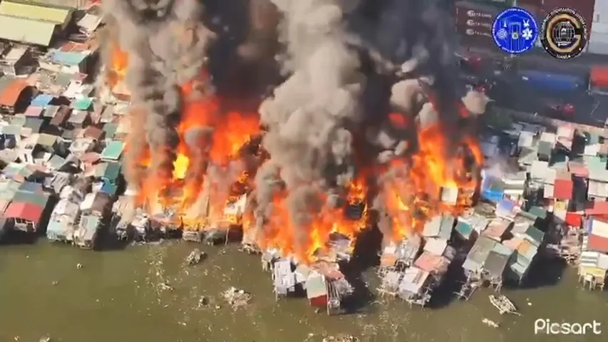 skynews-fire-blaze-manila_6756558