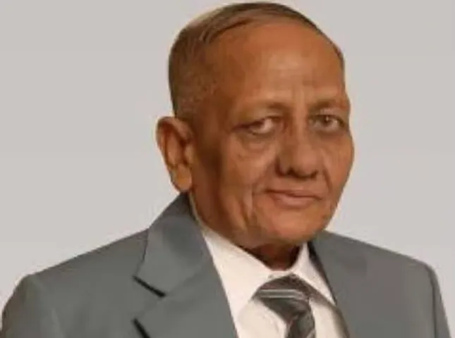 Dr Ramnarayan Agarwal