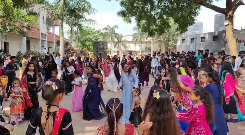 RK Vakil High school