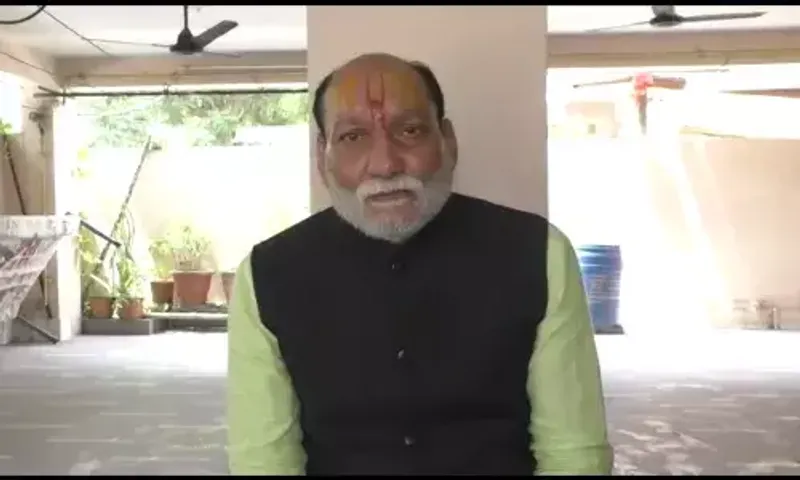સુરત: વરાછાના MLA કુમાર કાનાણીએ CMને લખ્યો પત્ર,ખાદ્ય પદાર્થમાં ભેળસેળ અટકાવવા કાયદામાં સુધારાની કરી માંગ