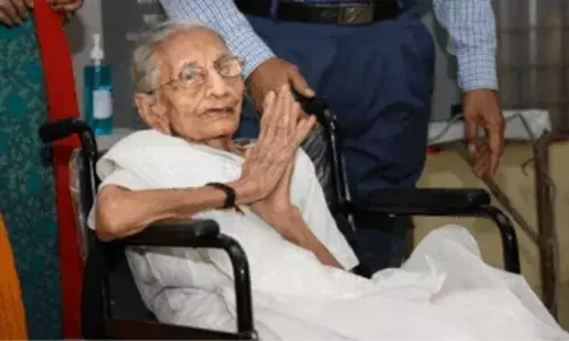 PM મોદીના માતા હીરાબાનું નિધન,દેશભરના નેતાઓએ આપી શ્રદ્ધાંજલિ