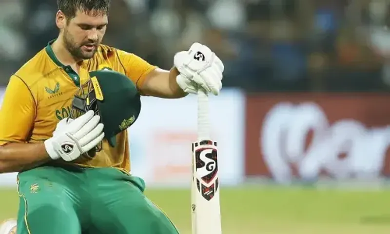 SA vs BAN : રિલે રોસોએ T20 વર્લ્ડ કપની પ્રથમ સદી ફટકારી